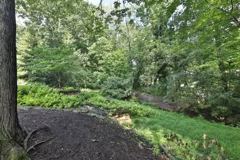 Exterior - 580 Keyes Ln, Worthington, OH 43085 photo 27 of 30