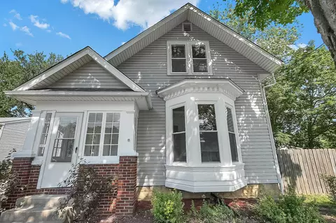 518 S Maple St, Marysville, OH 43040