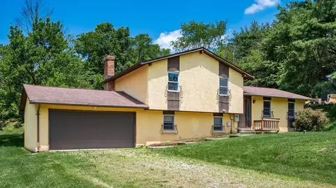 283 Dogwood Dr SE, Thornville, OH 43076