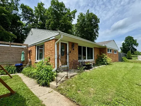 1805 Timberline Trl, Springfield, OH 45503 photo 2