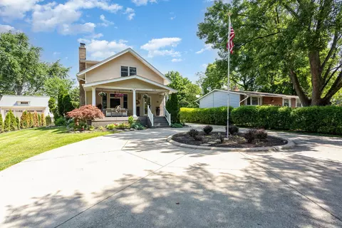 334 E Dublin Granville Rd, Worthington, OH 43085