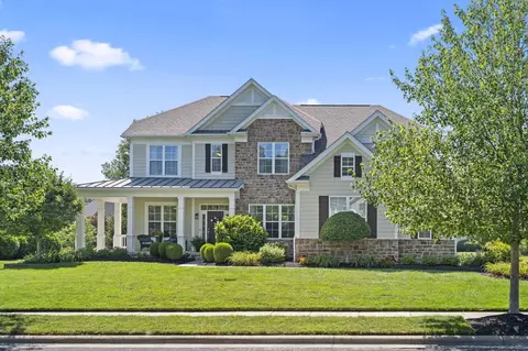 2608 Pointewood Loop, Galena, OH 43021
