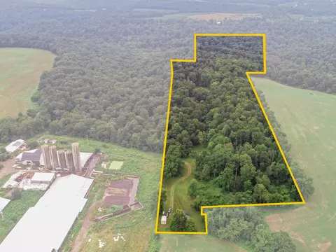1917 Township Rd 26, Killbuck, OH 44637