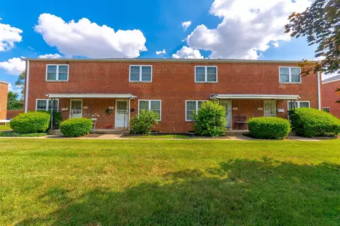 2043 Ridgeview Rd, Columbus, OH 43221
