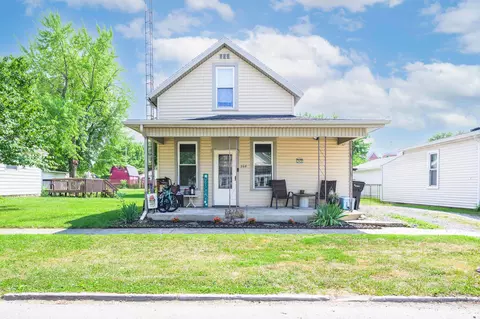 208 E Main St, Belle Center, OH 43310