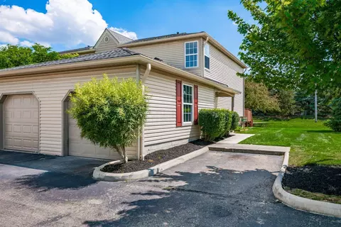 5641 Everbrook Dr #42D, Hilliard, OH 43026