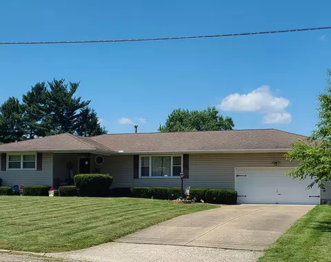 96 Summit St, Newark, OH 43055