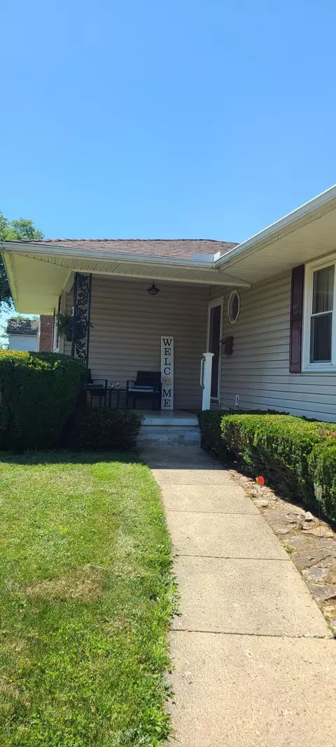Exterior - 96 Summit St, Newark, OH 43055 photo 3 of 7