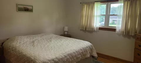 Bedroom - 96 Summit St, Newark, OH 43055 photo 1 of 4