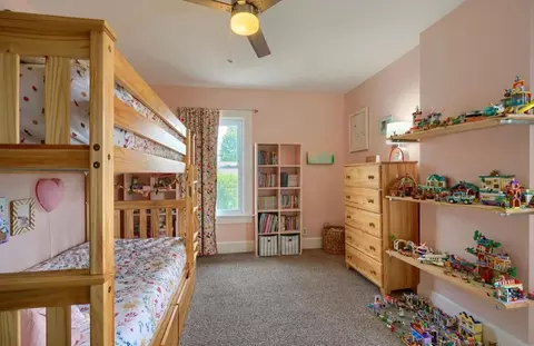 Bedroom - 841 E Mulberry St, Lancaster, OH 43130 photo 6 of 8