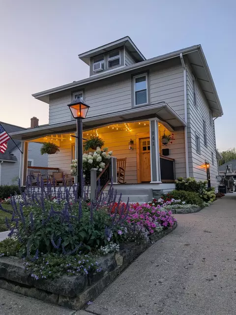 Exterior - 841 E Mulberry St, Lancaster, OH 43130 photo 1 of 11