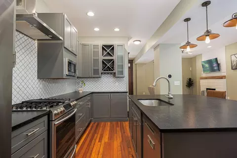 Kitchen - 199 E Gates St, Columbus, OH 43206 photo 5 of 7