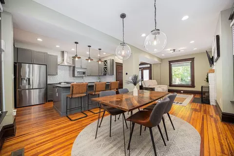 Dining - 199 E Gates St, Columbus, OH 43206 photo 3 of 3