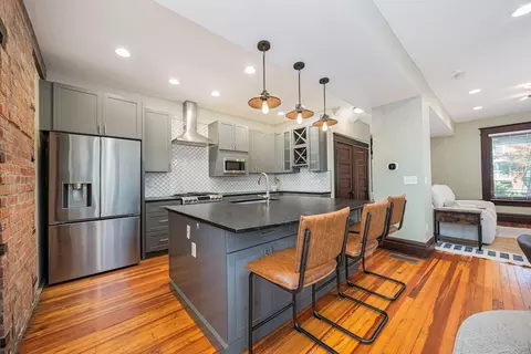 Kitchen - 199 E Gates St, Columbus, OH 43206 photo 1 of 7