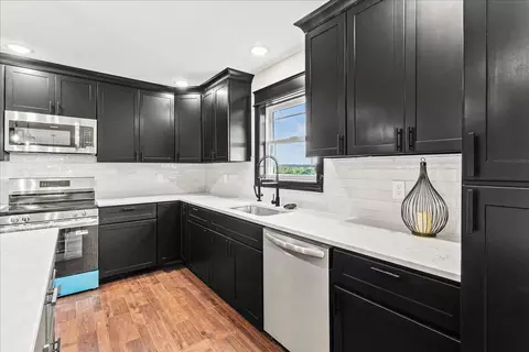 Kitchen - 6612 Stringtown Rd, Cable, OH 43009 photo 2 of 5