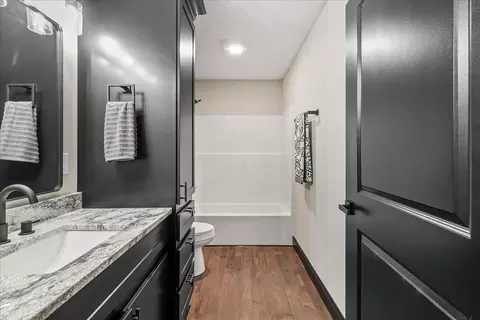 Bath - 6612 Stringtown Rd, Cable, OH 43009 photo 5 of 6