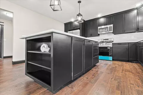Kitchen - 6612 Stringtown Rd, Cable, OH 43009 photo 5 of 5