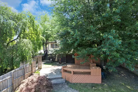519 E Main St, Oak Hill, OH 45656 photo 4