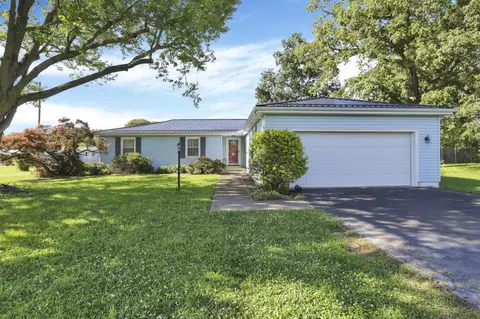 486 Dunkle Rd, Circleville, OH 43113 photo 1