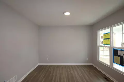 7895 Collins Dr, Reynoldsburg, OH 43068