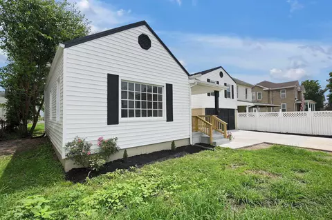 Other - 212 S Scioto St, Circleville, OH 43113 photo 1 of 9