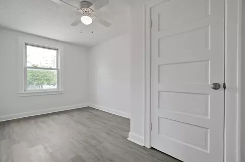 Bedroom - 212 S Scioto St, Circleville, OH 43113 photo 6 of 6