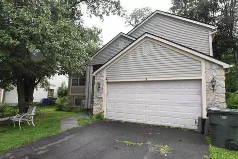 3887 Highland Bluff Dr, Groveport, OH 43125