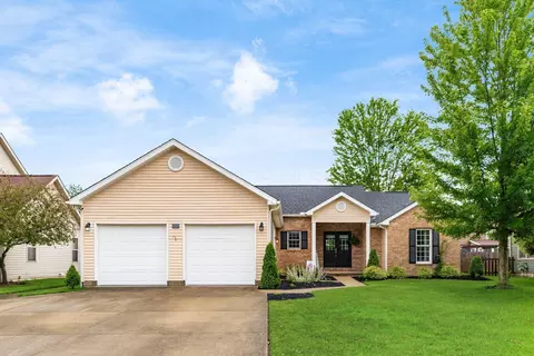 361 Chatham Rd, Circleville, OH 43113