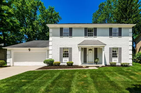 7771 Strathmoore Rd, Dublin, OH 43016
