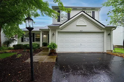 427 Streamwater Dr, Blacklick, OH 43004