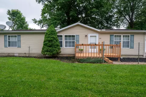160 Cliff St, Buckeye Lake, OH 43008