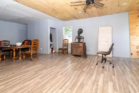 324 Quarry St, Marion, OH 43302 photo 6