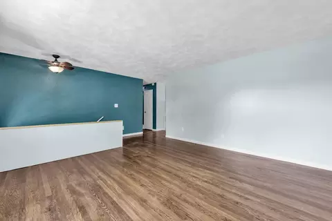 1293 Gresham Rd, Columbus, OH 43204 photo 9