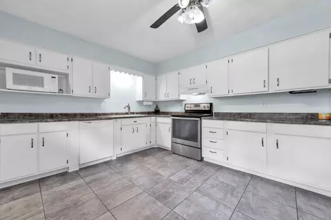 1293 Gresham Rd, Columbus, OH 43204 photo 19