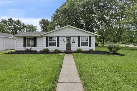 Exterior - 101 Circle Dr, Baltimore, OH 43105 photo 2 of 5