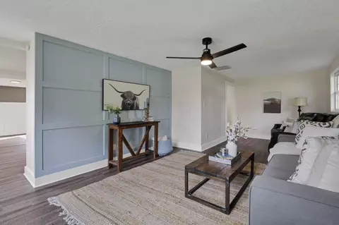 Living - 101 Circle Dr, Baltimore, OH 43105 photo 2 of 4