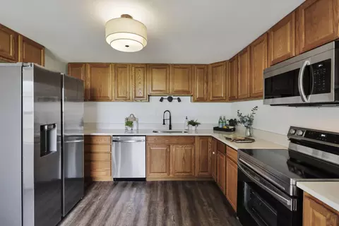 Kitchen - 101 Circle Dr, Baltimore, OH 43105 photo 5 of 5