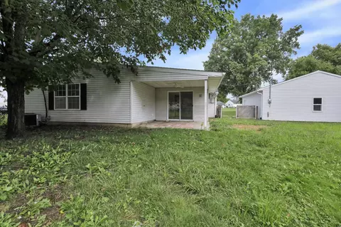 Exterior - 101 Circle Dr, Baltimore, OH 43105 photo 5 of 5