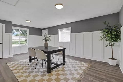 Dining - 101 Circle Dr, Baltimore, OH 43105 photo 4 of 5