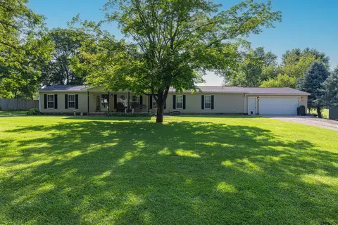 6007 Dolly Varden Rd, South Charleston, OH 45368