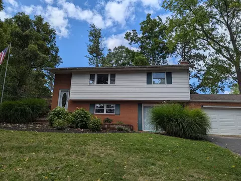 129 Shalimar Dr, Newark, OH 43055