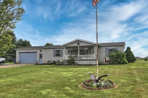 15160 King Rd, Howard, OH 43028
