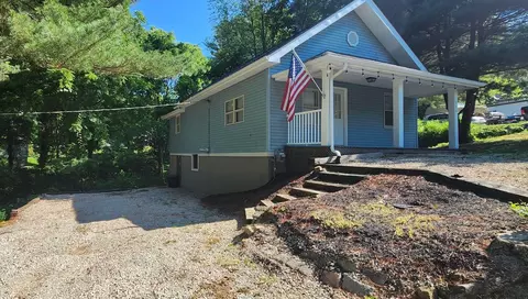 108 Wells St, Corning, OH 43730