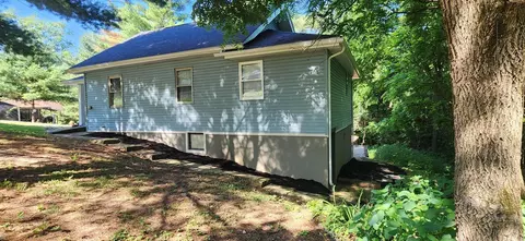 108 Wells St, Corning, OH 43730 photo 4