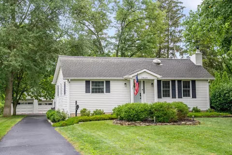 2560 Zollinger Rd, Columbus, OH 43221