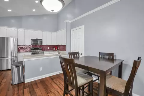Dining - 4887 Rays Cir, Dublin, OH 43016 photo 2 of 2