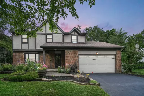 10166 Oxford Dr NW, Pickerington, OH 43147