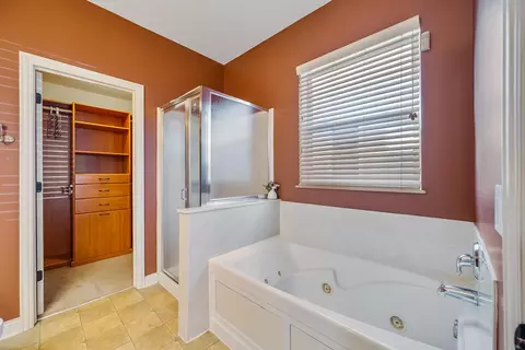 Bath - 5614 Spring River Ave, Dublin, OH 43016 photo 2 of 4