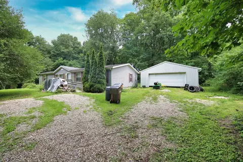 17446 Divelbiss Rd, Fredericktown, OH 43019