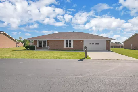 406 Aarika Dr, West Jefferson, OH 43162
